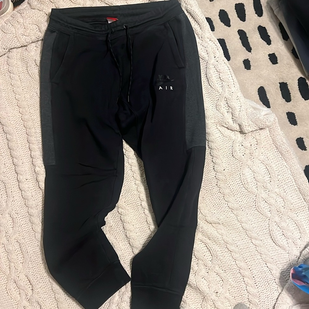 Nike men’s sweatpants/joggers